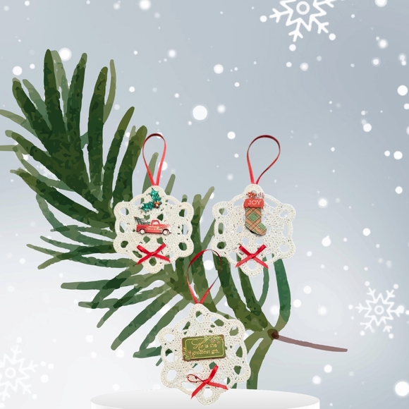 Ornaments Crochet Doily Wreaths Set of 3, Christmas Stocking, Vintage Truck, - Picture 5 of 9